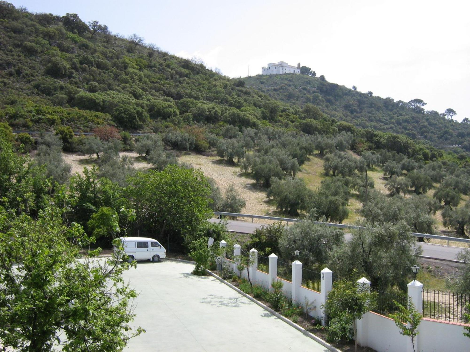 Hotel Sierra De Araceli Лусена Екстер'єр фото