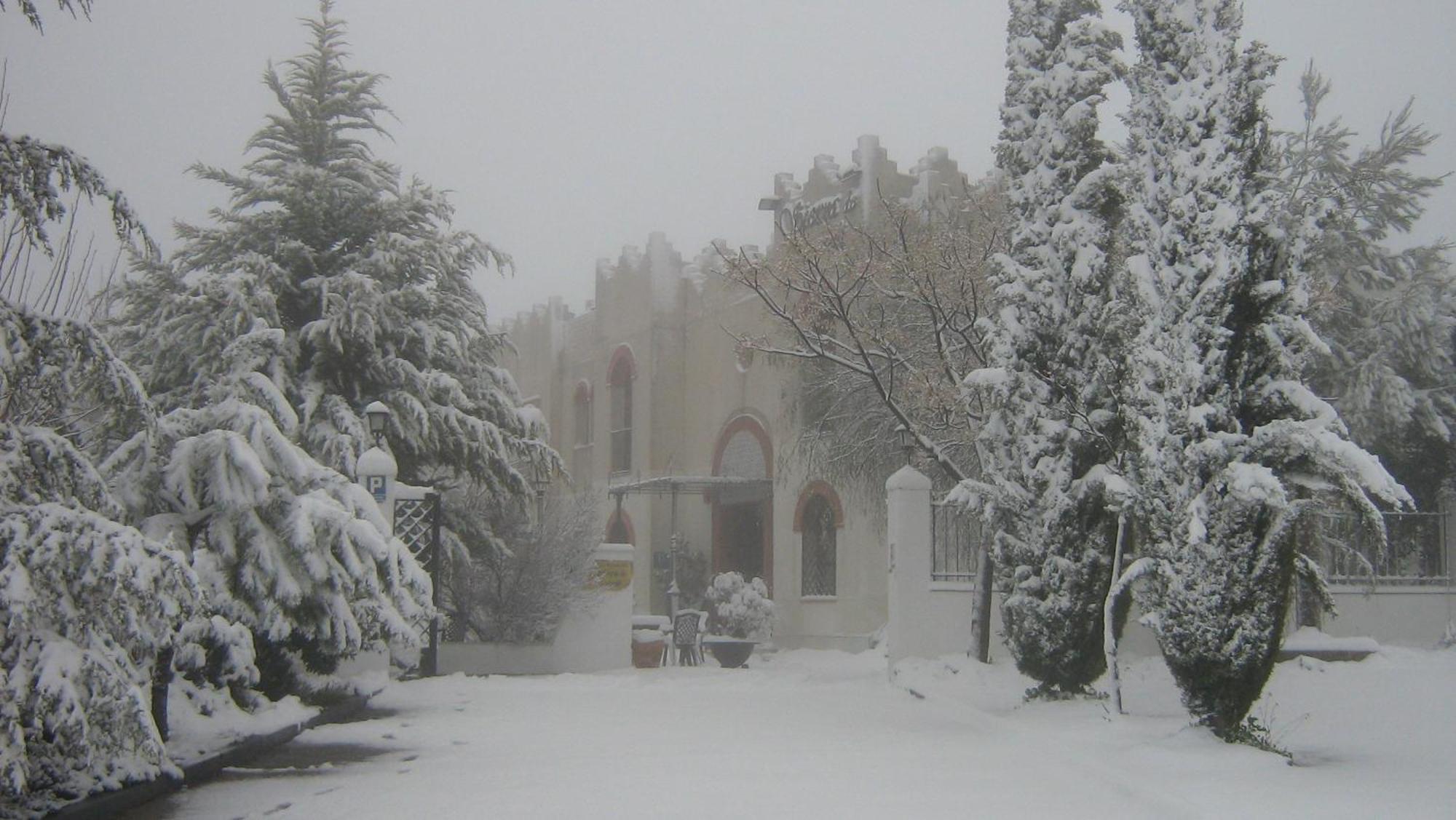 Hotel Sierra De Araceli Лусена Екстер'єр фото