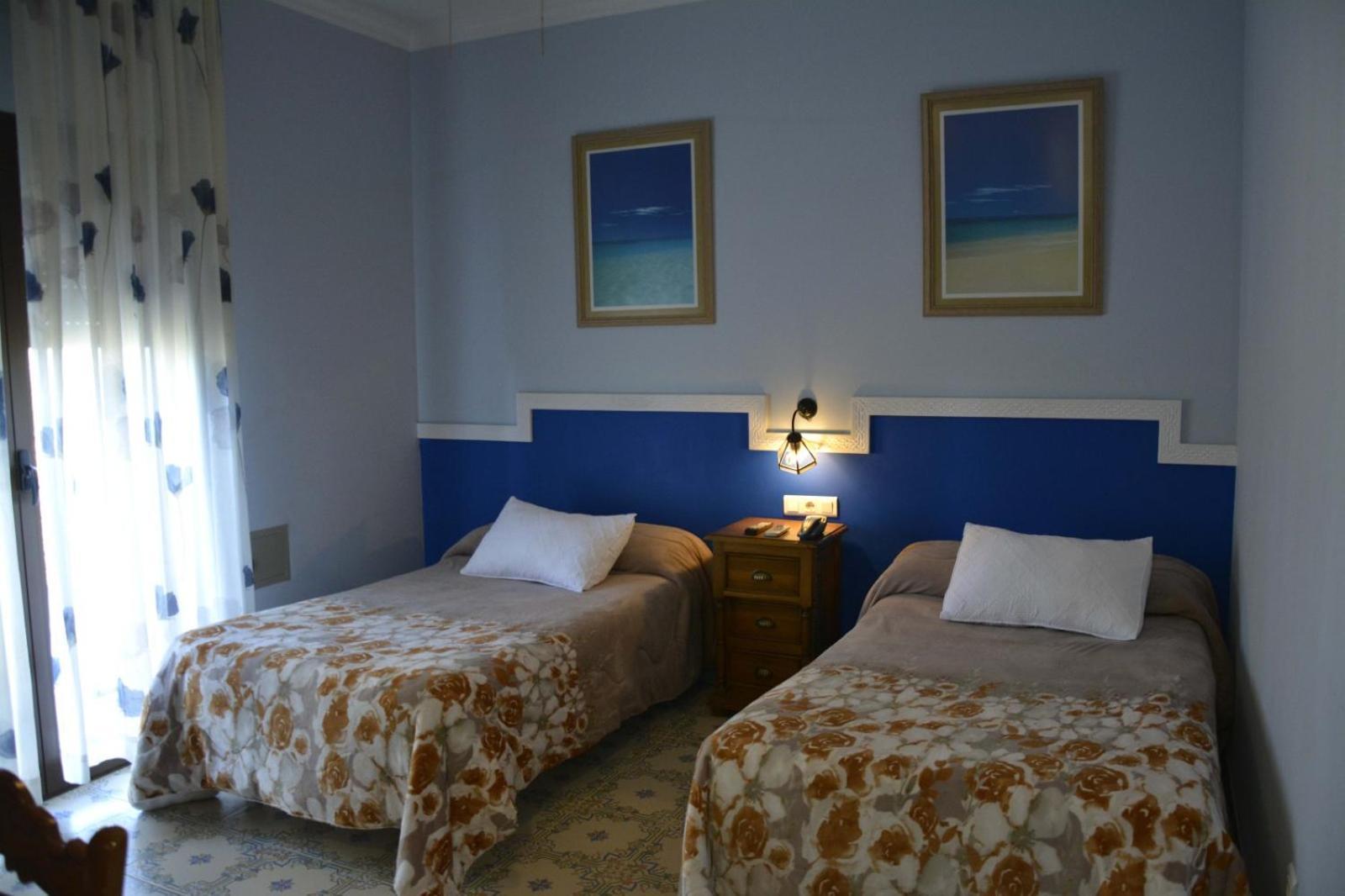 Hotel Sierra De Araceli Лусена Екстер'єр фото
