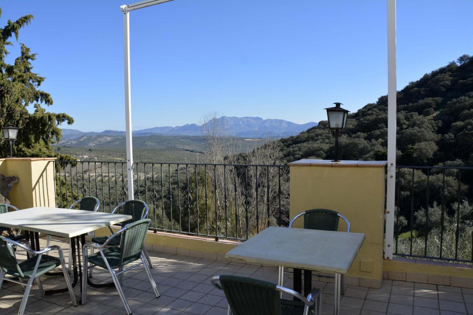 Hotel Sierra De Araceli Лусена Екстер'єр фото