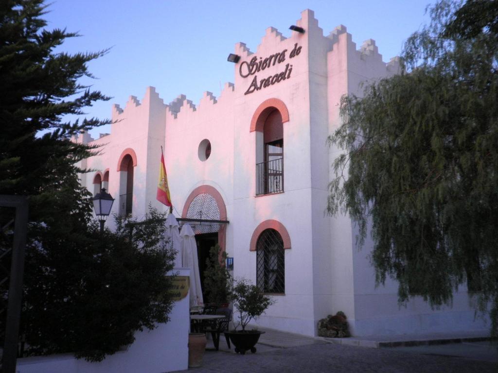 Hotel Sierra De Araceli Лусена Екстер'єр фото
