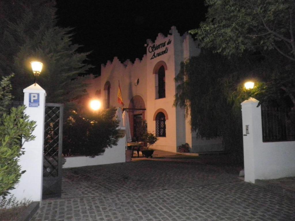 Hotel Sierra De Araceli Лусена Екстер'єр фото