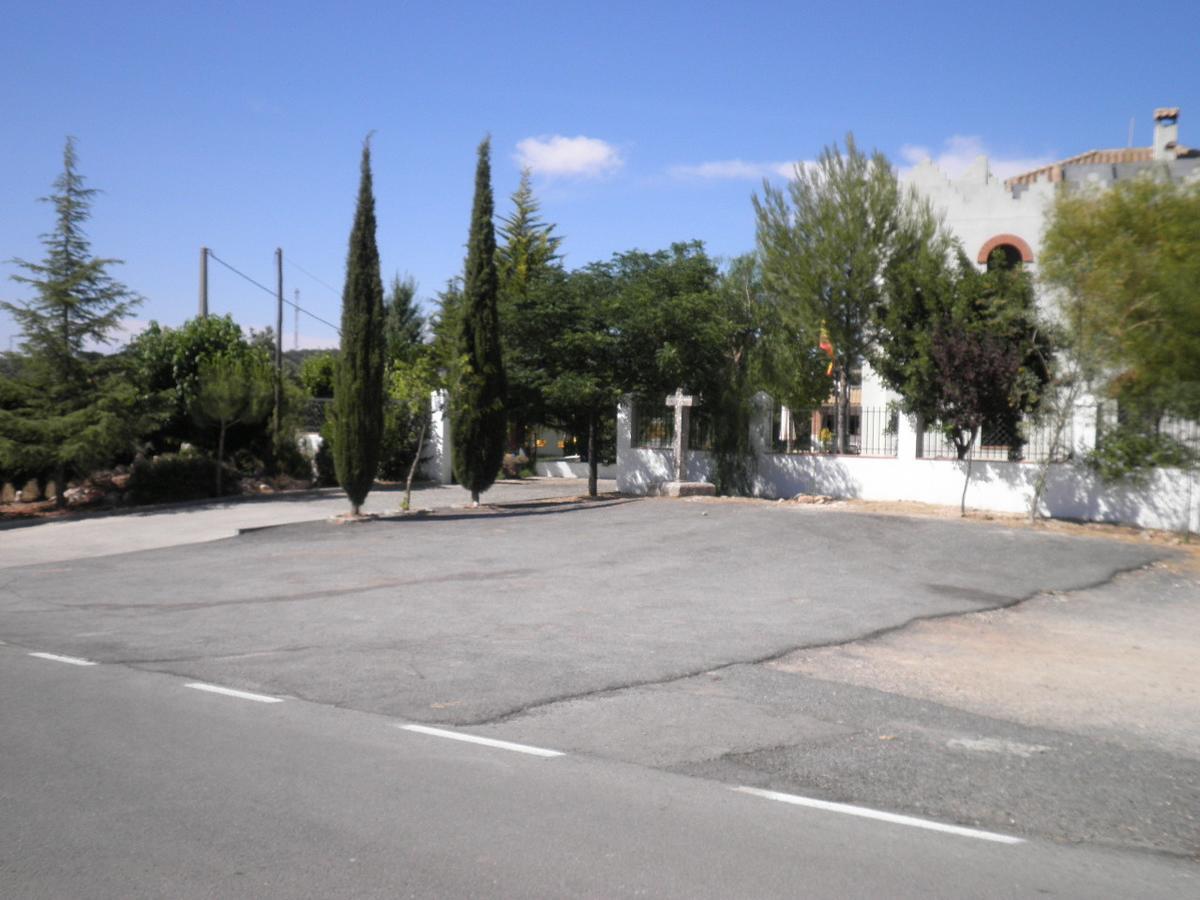 Hotel Sierra De Araceli Лусена Екстер'єр фото