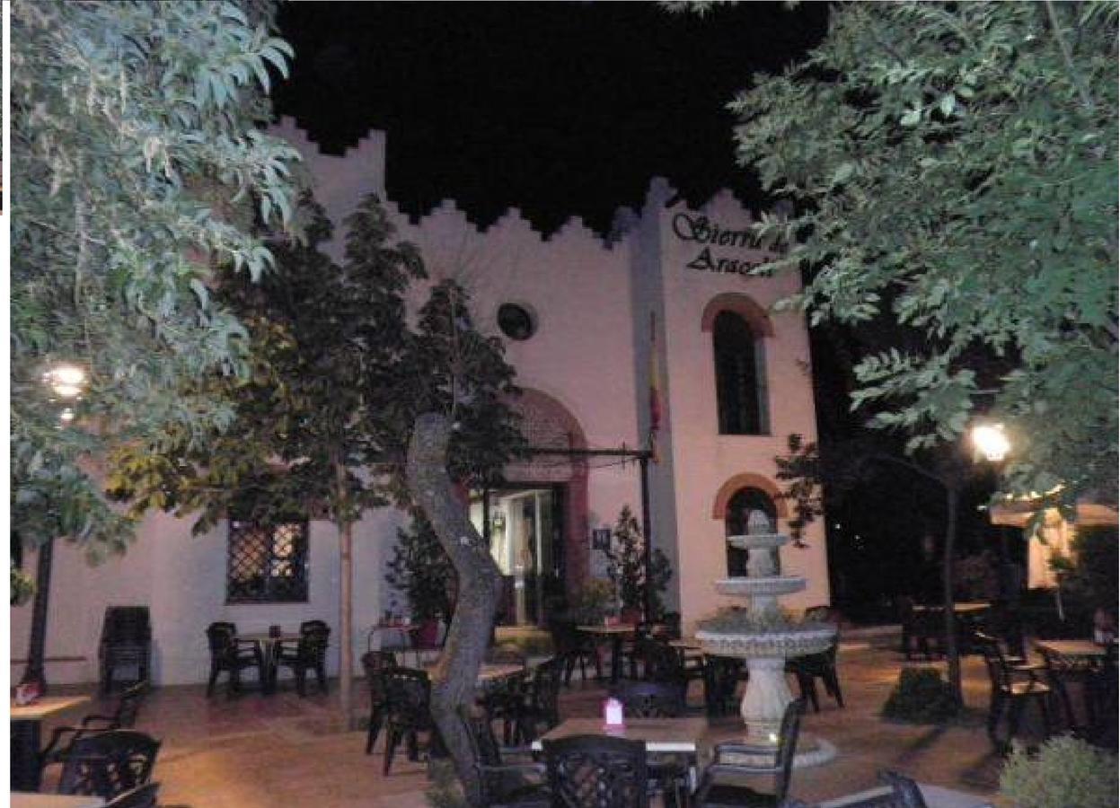 Hotel Sierra De Araceli Лусена Екстер'єр фото